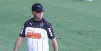 <p>T&eacute;cnico atleticano estranhou a expuls&atilde;o do romeno</p>  Foto: Bruno Cantini/Atl&eacute;tico-MG / Divulga&ccedil;&atilde;o
