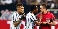 <p>Peruano foi expulso no jogo de ida da Pré-Libertadores</p>  Foto: Fernando Dantas / Gazeta Press