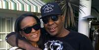 <p>Bobbi Kristina e o pai, Bobby Brown</p>  Foto: Reprodução