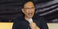 Foto de outubro de 2014 de Anwar Ibrahim acusado de sodomia pelo Tribunal Federal da Malásia  Foto: AP