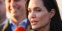 <p>Atriz Angelina Jolie durante entrevista em Dohuk, norte do Iraque em janeiro de 2015</p>  Foto: Ari Jalal / Reuters