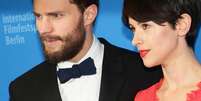 <p>Jamie Dornan defendeu a mulher e também contou que ficou desconfortável com algumas das cenas que fez</p>  Foto: Getty Images 