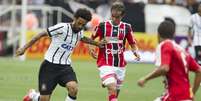 <p>Cristian reclamou que indecis&atilde;o do &aacute;rbitro na marca&ccedil;&atilde;o de um lateral ocasionou o gol do Botafogo-SP</p>  Foto: Daniel Augusto Jr./ Ag&ecirc;ncia Corinthians