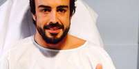 Alonso recupera-se em hospital após acidente  Foto: Twitter / Reprodução