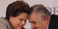 O presidente e seu sucessor também estiveram presentes na posse de Dilma, em janeiro  Foto: Mujica Haciendo Cosas / Reprodução