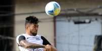 Gabigol ganhará a chance de substituir Robinho, que está suspenso  Foto: Ivan Storti / Divulgação Santos FC