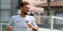 <p>Lucas Lima é o líder em assistências, mas ainda não marcou em 2015</p>  Foto: Ivan Storti / Divulgação Santos FC