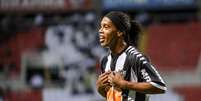 Com mais de 30 milhões de curtidas no Facebook, Ronaldinho Gaúcho é uma das celebridades que anunciam nas redes sociais  Foto: Celso Pupo / Shutterstock