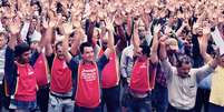 <p>Segundo o Sindicato dos Empregados em Empresas de Asseio e Conservação (Siemaco), todos os 2,5 mil trabalhadores aderiram à greve</p>  Foto: Siemaco Curitiba / Fotos Públicas