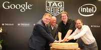 <p>Representantes da Tag Heuer e mebros do Google e Intel no anúncio</p>  Foto: Tag Heuer / Divulgação