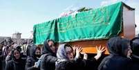 Enterro de Farkhunda em Cabul | Foto: AP  Foto: BBC Mundo / AP