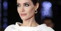 Angelina Jolie anunciou que irá retirar ovários  Foto: Paul Hackett / Reuters