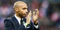 <p>Thierry Henry encontrou Neymar depois de amistoso</p>  Foto: Dean Mouhtaropoulos / Getty Images 