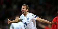 Kane, artilheiro do Campeonato Inglês, marca pela Inglaterra  Foto: Ian Walton / Getty Images 