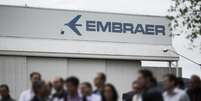 <p>Embraer deve entregar a primeira aeronave ainda este ano</p>  Foto: Roosevelt Cassio / Reuters