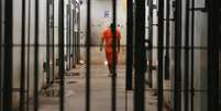 Segundo o diretor do Departamento Penitenciário Nacional,  o sistema prisional conta com um déficit de 231 mil vagas   Foto: Getty Images 