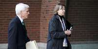 Advogados de defesa Judy Clarke e David Bruck chegam a tribunal em Boston para o o início das deliberações do júri no caso do ataque contra a maratona de Boston, nesta terça-feira. 07/04/2015  Foto: Dominick Reuter / Reuters