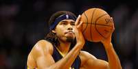 Chris Copeland foi atingido na perna e no braço durante a madrugada desta quarta  Foto: Christian Petersen / Getty Images 