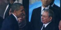 <p>Barack Obama e Raúl Castro em dezembro de 2013</p>  Foto: AP