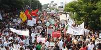 <p>Assembleia dos professores reuniu 20 mil pessoas, segundo a PM</p>  Foto: Luiz Claudio Barbosa / Futura Press