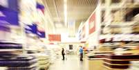 No bimestre, as vendas em supermercados caíram 0,36%  Foto: iStock