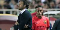 <p>Neymar não fez questão nenhuma de esconder sua irritação ao ser substituído pela 14ª vez na temporada</p>  Foto: Paco Puentes / EFE