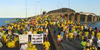 <p>Manifestantes em Vitória no Espírito Santo</p>  Foto: Cavalcanti Alex / Especial para Terra