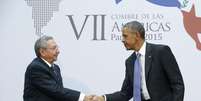 <p>No começo de abril, Obama se reuniu com Raúl Castro durante reunião da Cúpula das Américas, no Panamá</p>  Foto: Jonathan Ernst / Reuters