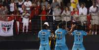 Trio Arouca, Ganso e Neymar comemora vit&oacute;ria santista na semifinal de 2012; duro retrospecto para o S&atilde;o Paulo  Foto: Ricardo Saibun / Gazeta Press