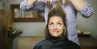 No primeiro trimestre, IBGE detectou alta de 2,61% em serviços de cabeleireiro. Depilação (4,16%) subiu mais  Foto: Diego Cervo / Shutterstock