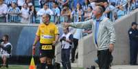 Felipão reclama durante jogo; depois, achou melhor não falar muito  Foto: Luiz Munhoz / Fatopress / Gazeta Press