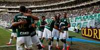 Palmeiras joga por um empate contra o Santos na Vila Belmiro  Foto: Luis Moura / Gazeta Press