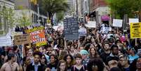 Manifestantes protestam em Baltimore (29/04/2015)  Foto: Eric Thayer / Reuters