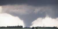 Tornado registrado na cidade de Cisco, norte do Texas, em 9 de maio  Foto: . Brian Khoury/Handout via Reuters / Reuters