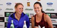 Ana Ivanovic e Caroline Wozniacki são duas das mais belas tenistas da WTA  Foto: Mike Hewitt / Getty Images