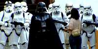 Silvio Santos usa exército de Star Wars em pegadinha  Foto: SBT / Youtube  / Reprodução