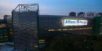 O painel do Allianz Parque ficou bonito com a nova iluminação?  Foto: Marcelo D'Sants / FramePhoto