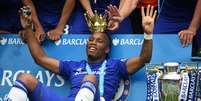 Drogba se despediu mais uma vez do Chelsea  Foto: Michael Regan / Getty Images 