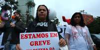 Professores encerraram a greve sem conseguir os reajustes  Foto: Marcos Bezerra / Futura Press