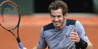 Andy Murray comemora vitória em Paris  Foto: Miguel Medina / AFP