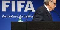 Blatter deixa coletiva após anunciar renúncia da presidência da Fifa.  2/6/2015.  Foto: Ruben Sprich / Reuters