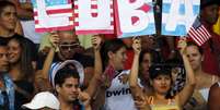 Torcida fez a festa nas arquibancadas em Havana  Foto: Enrique de la Osa / Reuters