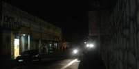 Rua de Carapicuíba ficou sem energia elétrica por semanas  Foto: Daniel Andreza de Souza / vc repórter