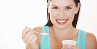 Alimentos fermentados, como iogurtes e sopas de missô, ajudam a diminuir a ansiedade, segundo estudo americano   Foto: Ponto a Ponto Ideias