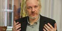 Fundador do WikiLeaks, Julian Assang, em entrevista na embaixada do Equador em Londres. 18/08/2014  Foto: John Stillwell / Reuters