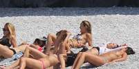 Kate Hudson fez topless com as amigas na Grécia   Foto: The Grosby Group