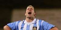 Martin Palermo se desespera com pênaltis perdidos em 1999  Foto: Gerard Horovitz / AP