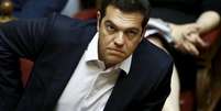 Primeiro-ministro grego, Alexis Tsipras, durante sessão parlamentar, em Atenas  Foto: Alkis Konstantinidis / Reuters
