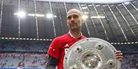 Guardiola é bicampeão alemão desde que assumiu o comando do Bayern  Foto: Alexander Hassenstein / Getty Images 