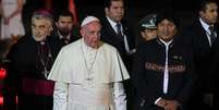 Papa Francisco ao lado do presidente boliviano Evo Morales  Foto: EFE